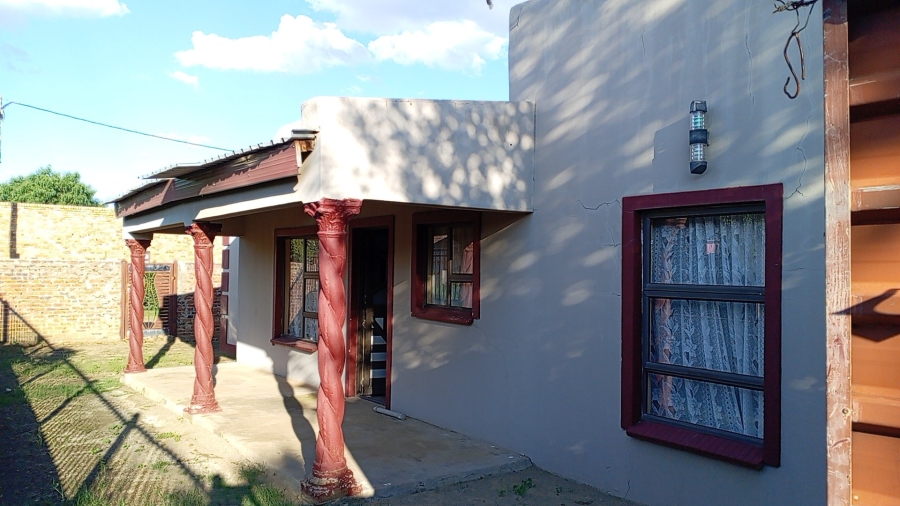  Bedroom Property for Sale in Botshabelo Free State
